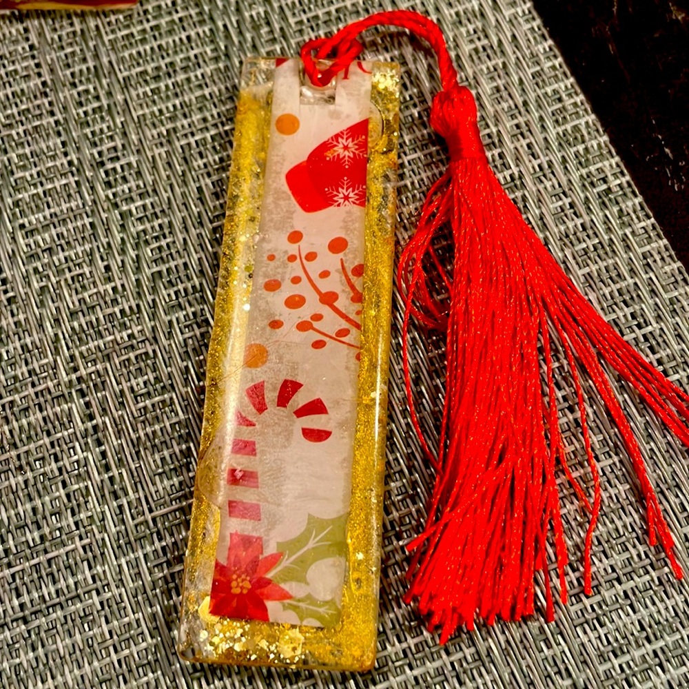 XMAS Handmade Festive Holiday Bookmark small Gold with white Strip